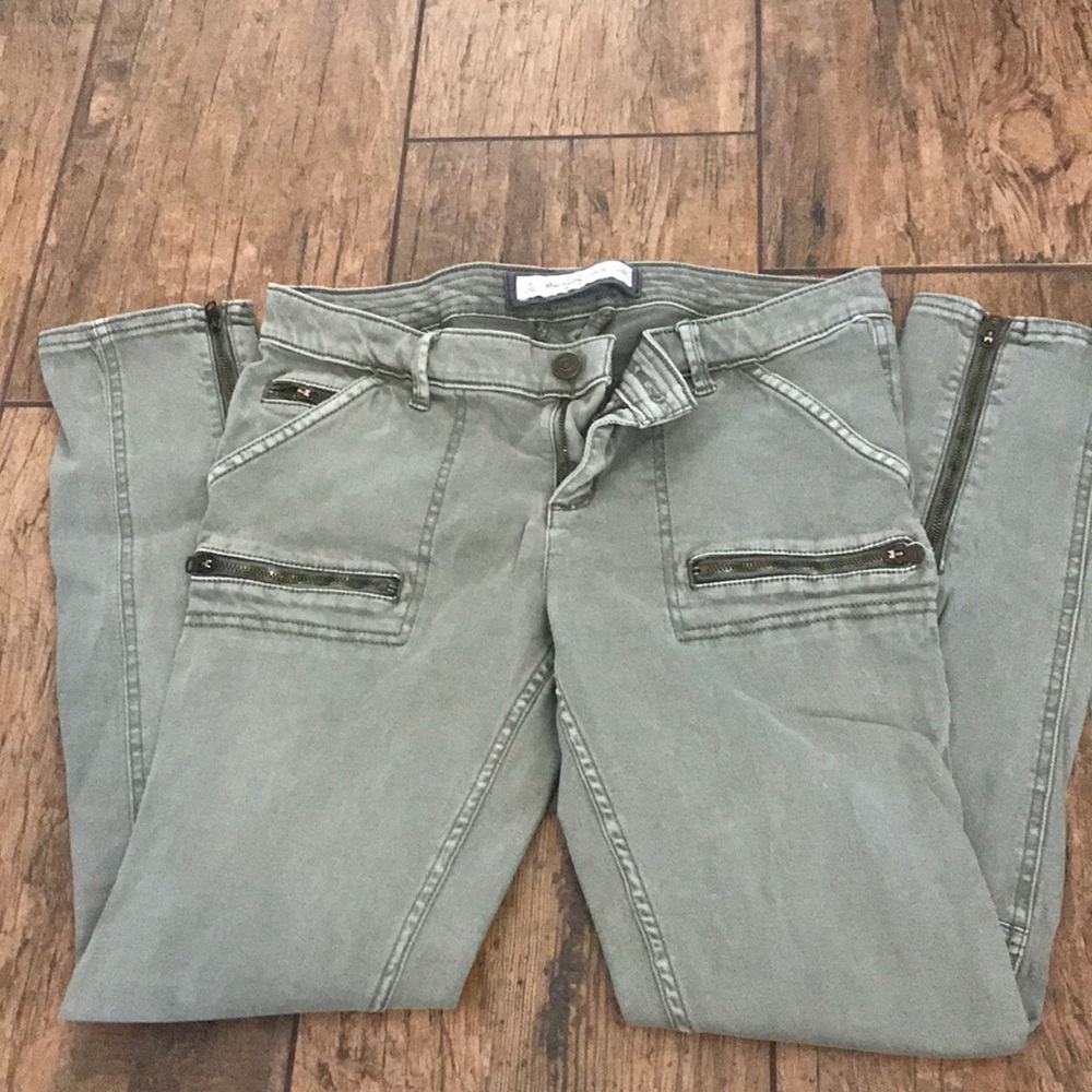 Abercrombie and Fitch green pants